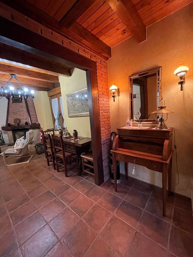 Villamerceditas Rasines Exteriér fotografie