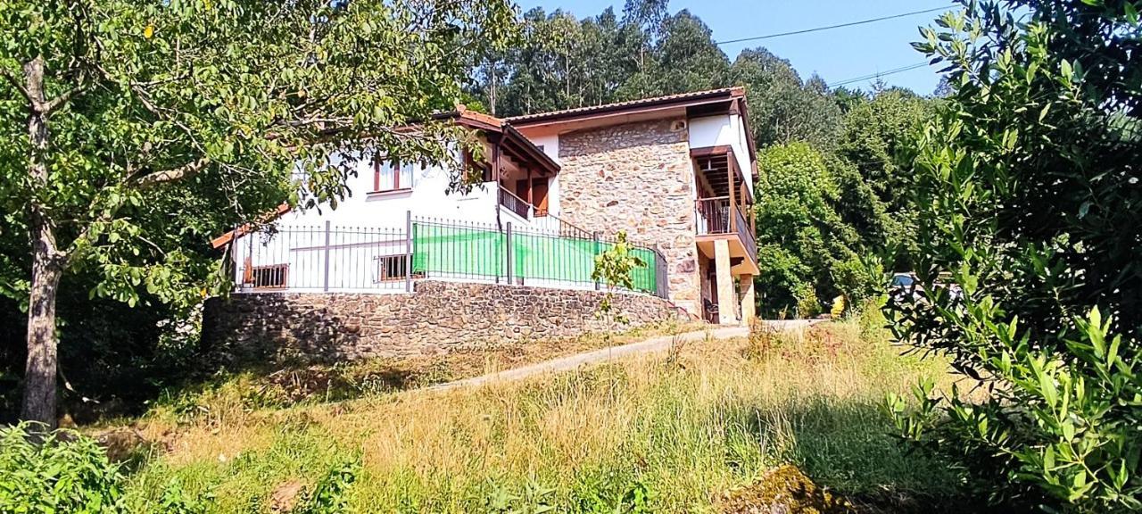 Villamerceditas Rasines Exteriér fotografie